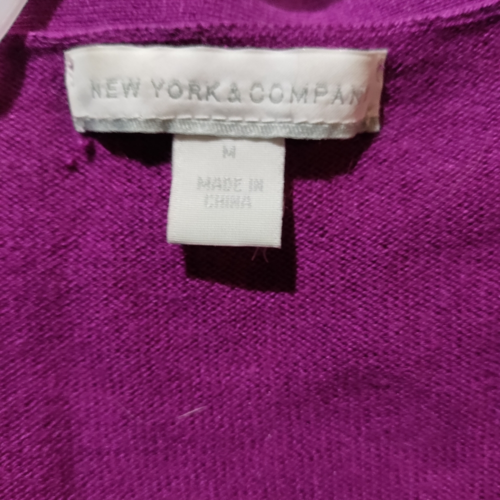 NEW York Co size medium Short sleeve - Picture 3 of 8